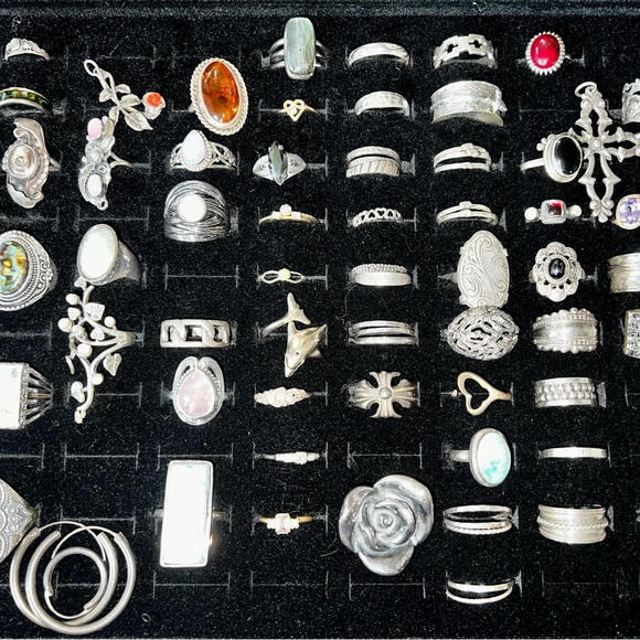 Show? I can deliver if you like & tell me what you want, ♥️ for notification - Picture 3 of 8